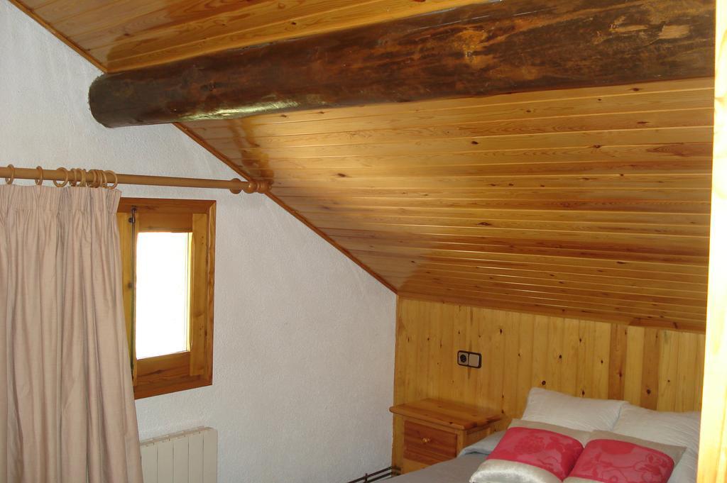 Apartaments Pont Romanic 埃斯波特 客房 照片