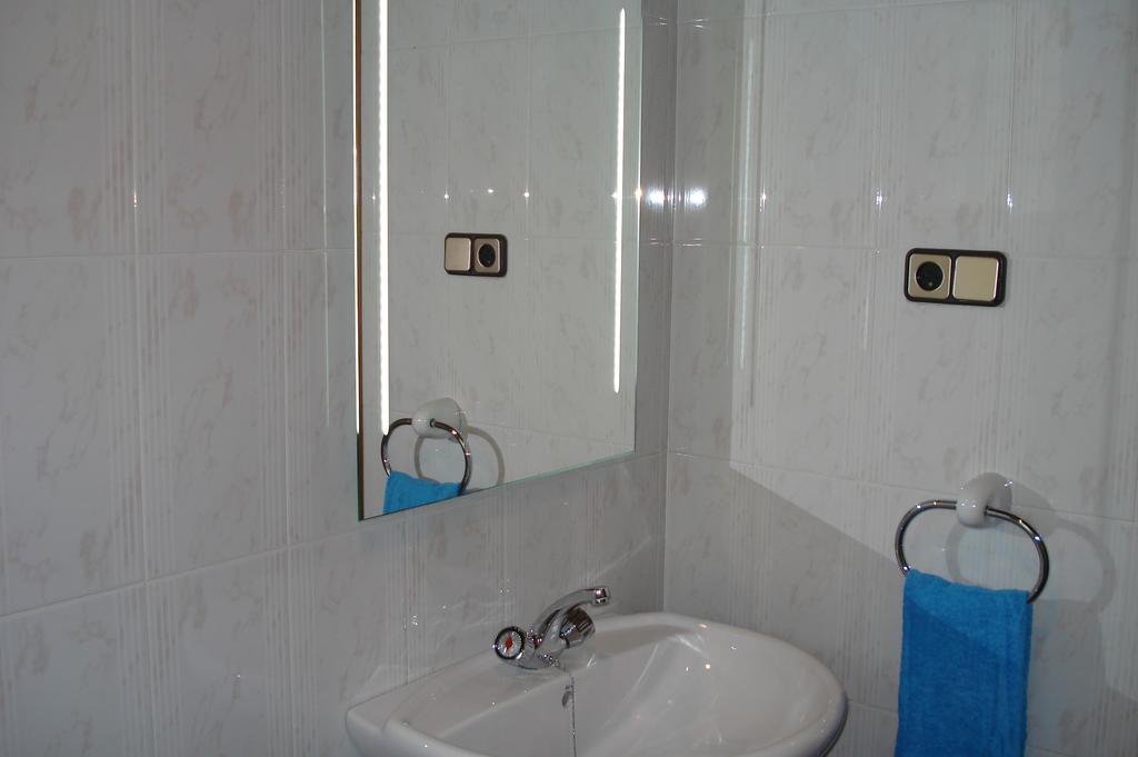 Apartaments Pont Romanic 埃斯波特 外观 照片