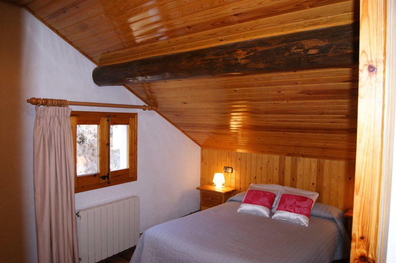Apartaments Pont Romanic 埃斯波特 外观 照片