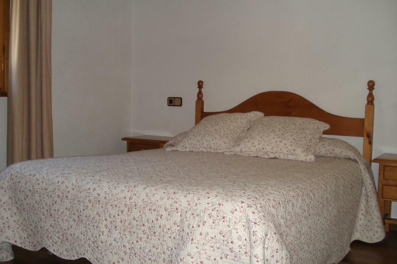 Apartaments Pont Romanic 埃斯波特 外观 照片